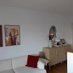 Διαμέρισμα 4-room Near Elevator Terrace With Barbecue *