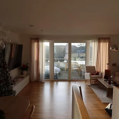 4-room Near Elevator Terrace With Barbecue